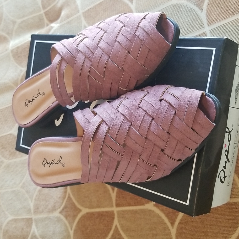 NWB Quipid Rose Taupe Braided Mule Flat 6